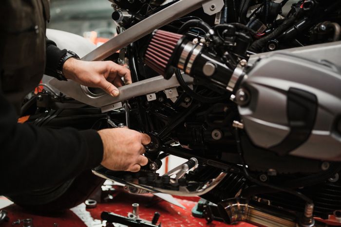 Remplacement de pièces moto : les erreurs courantes à éviter
